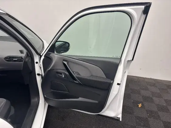 CITROEN GRAND C4 PICASSO II - voiture d'occasion - Photo 19