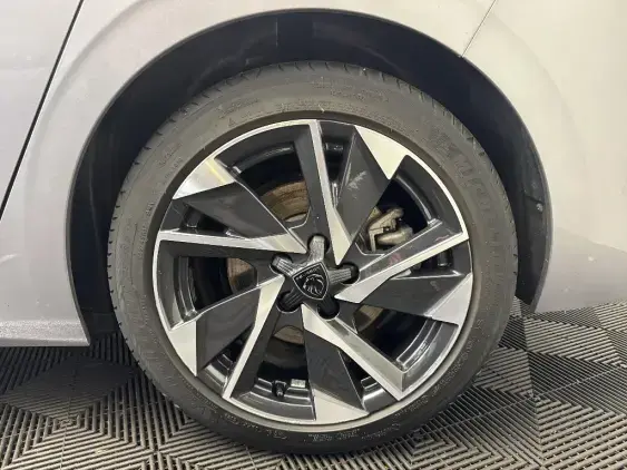 PEUGEOT 308 III - voiture d'occasion - Photo 22