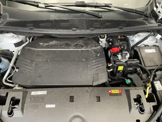 PEUGEOT 5008 ELECTRIQUE III - voiture d'occasion - Photo 19