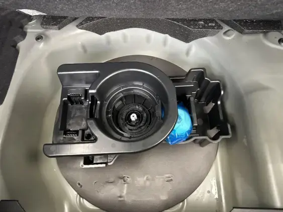 PEUGEOT 208 II - voiture d'occasion - Photo 17