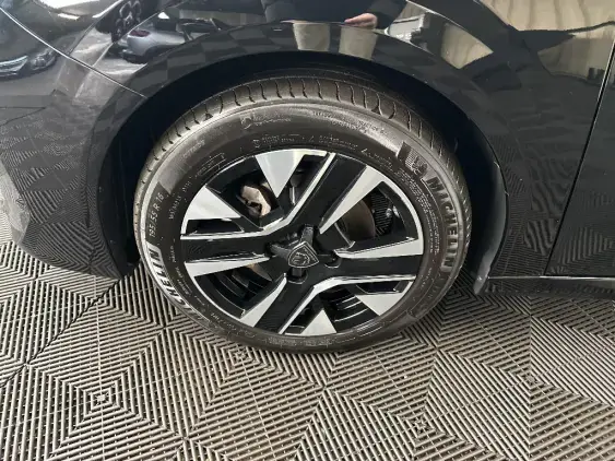 PEUGEOT 208 II - voiture d'occasion - Photo 22