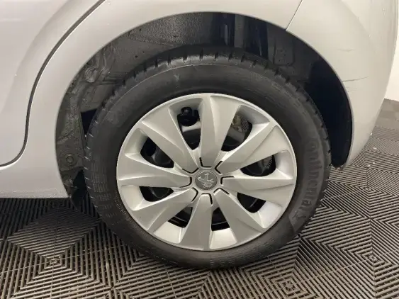 PEUGEOT 108 - voiture d'occasion - Photo 23