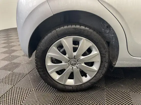 PEUGEOT 108 - voiture d'occasion - Photo 24