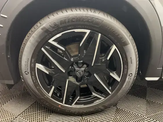 PEUGEOT 5008 III - voiture d'occasion - Photo 23