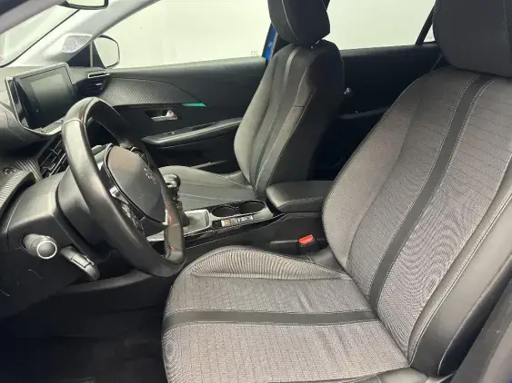 PEUGEOT 208 BUSINESS R II - voiture d'occasion - Photo 18