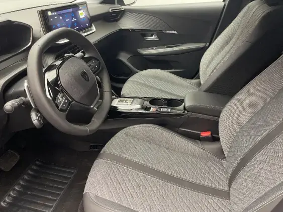 PEUGEOT 208 II - voiture d'occasion - Photo 18