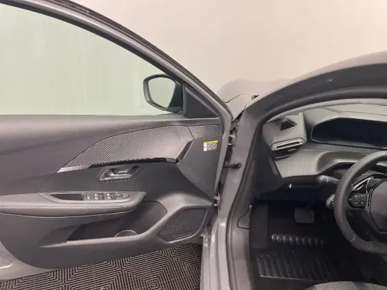 PEUGEOT 208 II - voiture d'occasion - Photo 19