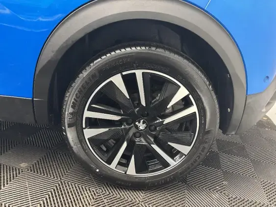 PEUGEOT 2008 II - voiture d'occasion - Photo 23