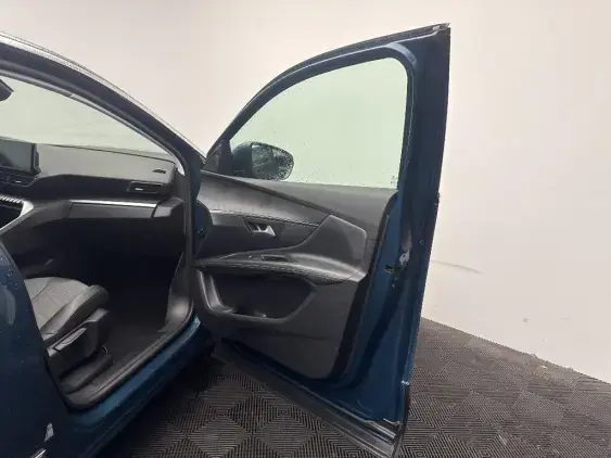 PEUGEOT 3008 II - voiture d'occasion - Photo 19