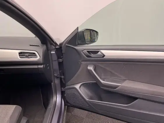 VOLKSWAGEN T-ROC CABRIOLET I - voiture d'occasion - Photo 19