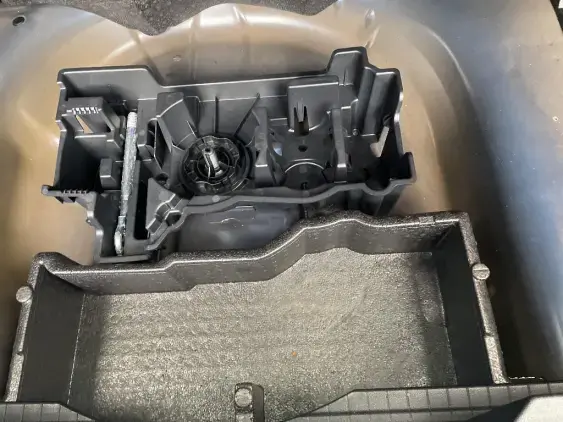 PEUGEOT 2008 II - voiture d'occasion - Photo 17