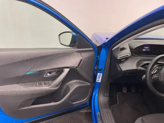 PEUGEOT 2008 II - voiture d'occasion - Photo 19