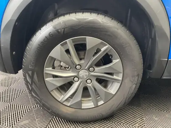 PEUGEOT 2008 II - voiture d'occasion - Photo 25