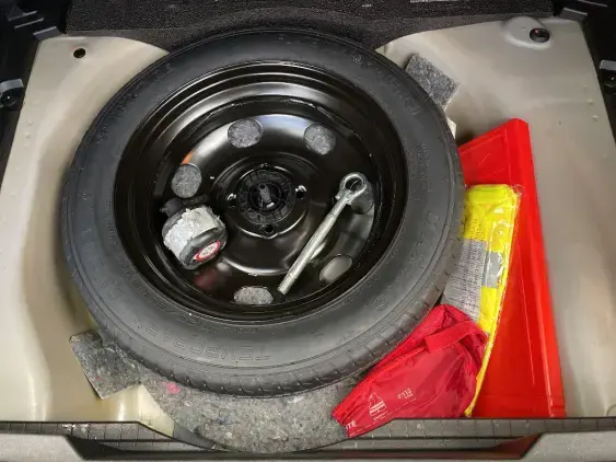 PEUGEOT 2008 II - voiture d'occasion - Photo 17