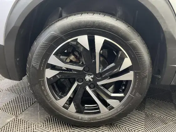 PEUGEOT 2008 II - voiture d'occasion - Photo 25