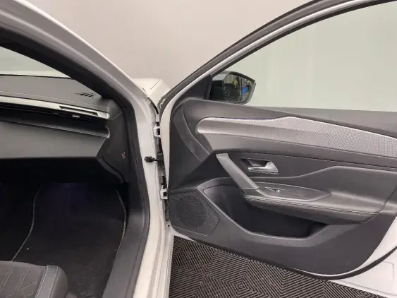 PEUGEOT 308 III - voiture d'occasion - Photo 20