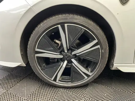 PEUGEOT 308 III - voiture d'occasion - Photo 23