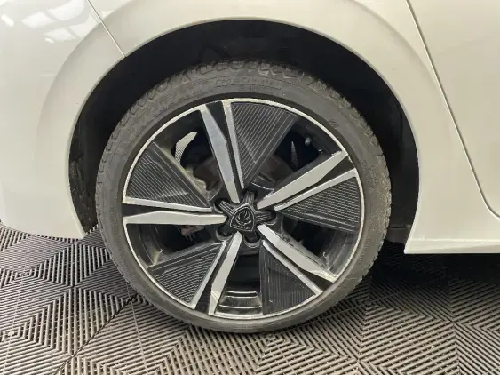 PEUGEOT 308 III - voiture d'occasion - Photo 25