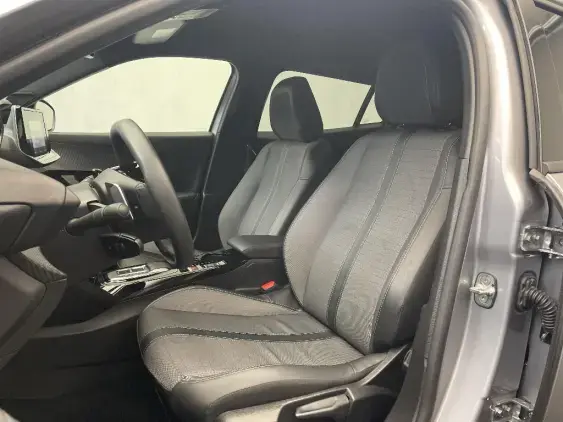 PEUGEOT 2008 II - voiture d'occasion - Photo 18