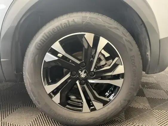 PEUGEOT 2008 II - voiture d'occasion - Photo 24