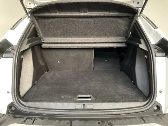 PEUGEOT 2008 II - voiture d'occasion - Photo 16