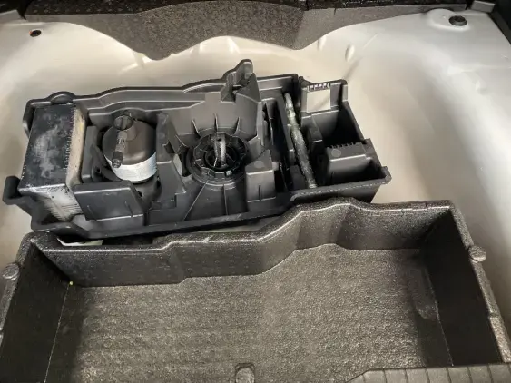 PEUGEOT 2008 II - voiture d'occasion - Photo 17