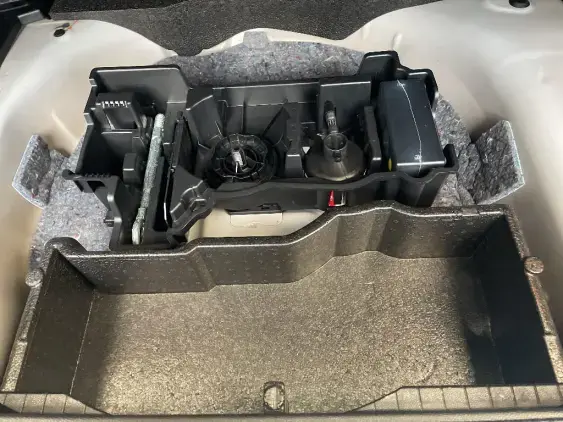 PEUGEOT 2008 II - voiture d'occasion - Photo 17