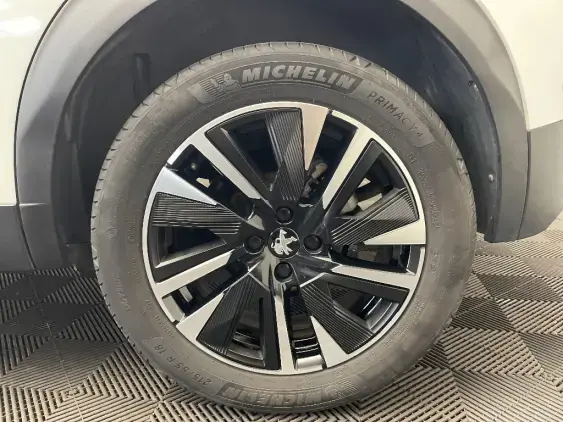 PEUGEOT 2008 II - voiture d'occasion - Photo 24