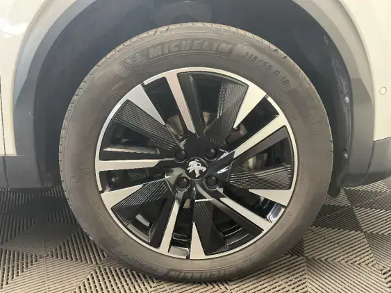 PEUGEOT 2008 II - voiture d'occasion - Photo 25