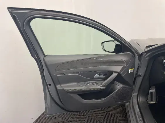 PEUGEOT 308 III - voiture d'occasion - Photo 18