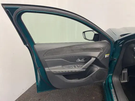 PEUGEOT 308 III - voiture d'occasion - Photo 18