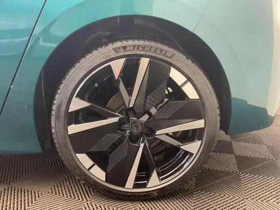 PEUGEOT 308 III - voiture d'occasion - Photo 23