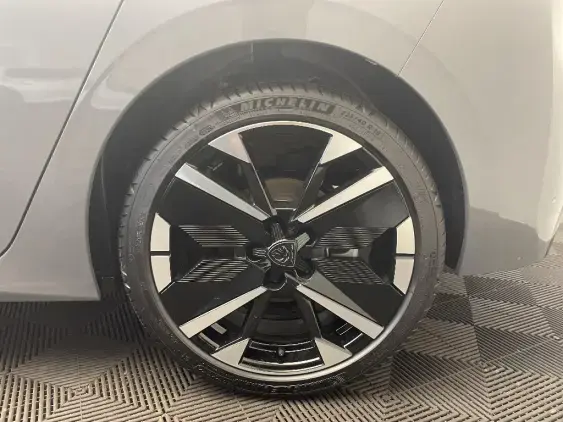 PEUGEOT 308 III - voiture d'occasion - Photo 23