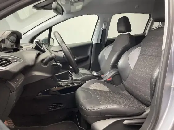 PEUGEOT 2008 - voiture d'occasion - Photo 17