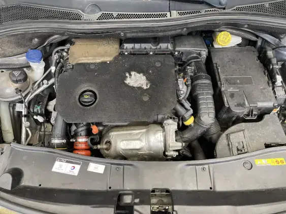 PEUGEOT 2008 - voiture d'occasion - Photo 20