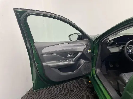 PEUGEOT 308 SW III - voiture d'occasion - Photo 19