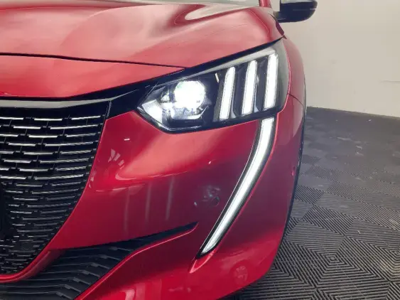 PEUGEOT 208 BUSINESS R II - voiture d'occasion - Photo 21