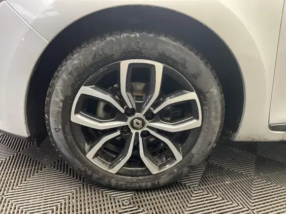 RENAULT CLIO IV - voiture d'occasion - Photo 22