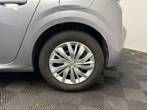 PEUGEOT 208 BUSINESS R II - voiture d'occasion - Photo 22