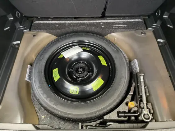 PEUGEOT 2008 II - voiture d'occasion - Photo 17