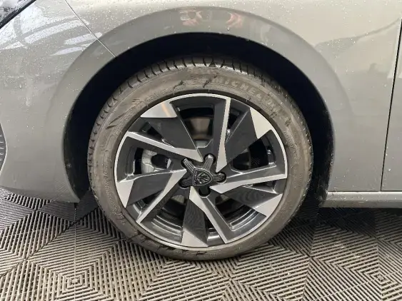 PEUGEOT 308 III - voiture d'occasion - Photo 22