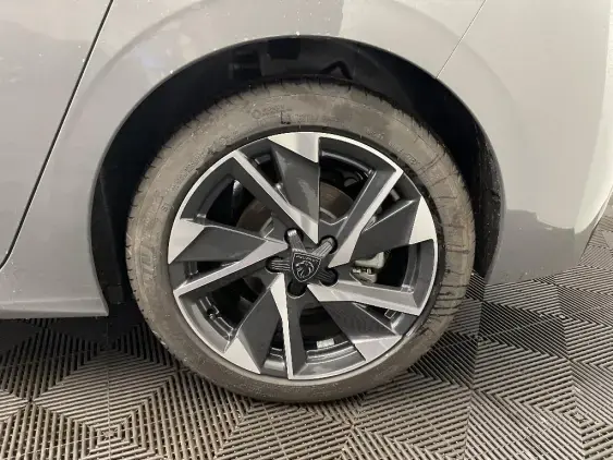 PEUGEOT 308 III - voiture d'occasion - Photo 23