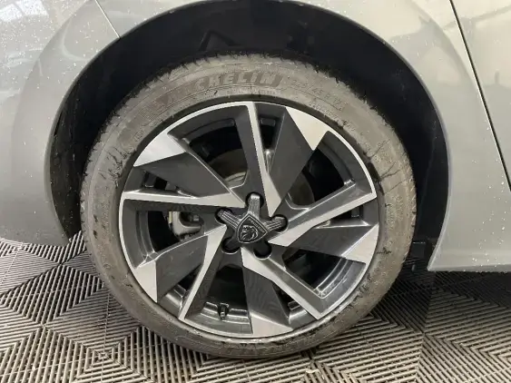 PEUGEOT 308 III - voiture d'occasion - Photo 24