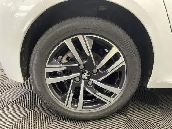 PEUGEOT 208 BUSINESS R II - voiture d'occasion - Photo 25