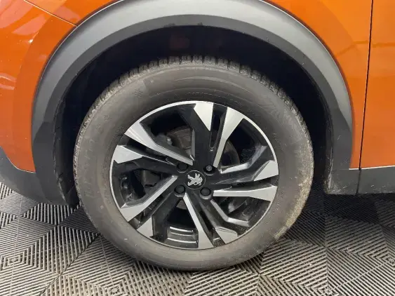 PEUGEOT 2008 II - voiture d'occasion - Photo 23