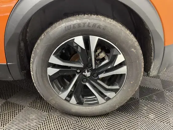 PEUGEOT 2008 II - voiture d'occasion - Photo 24