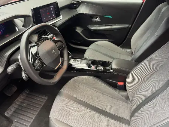 PEUGEOT 208 BUSINESS R II - voiture d'occasion - Photo 18