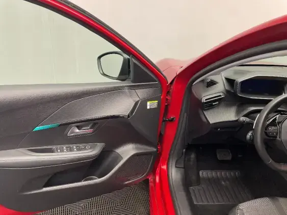 PEUGEOT 208 BUSINESS R II - voiture d'occasion - Photo 19