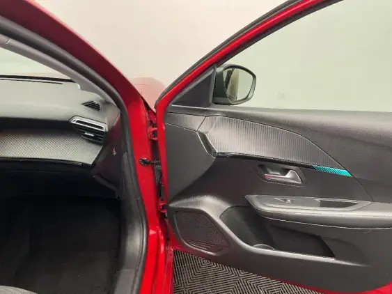 PEUGEOT 208 BUSINESS R II - voiture d'occasion - Photo 20