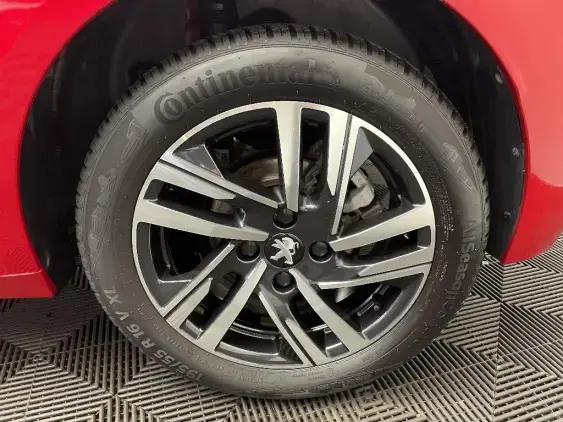 PEUGEOT 208 BUSINESS R II - voiture d'occasion - Photo 24